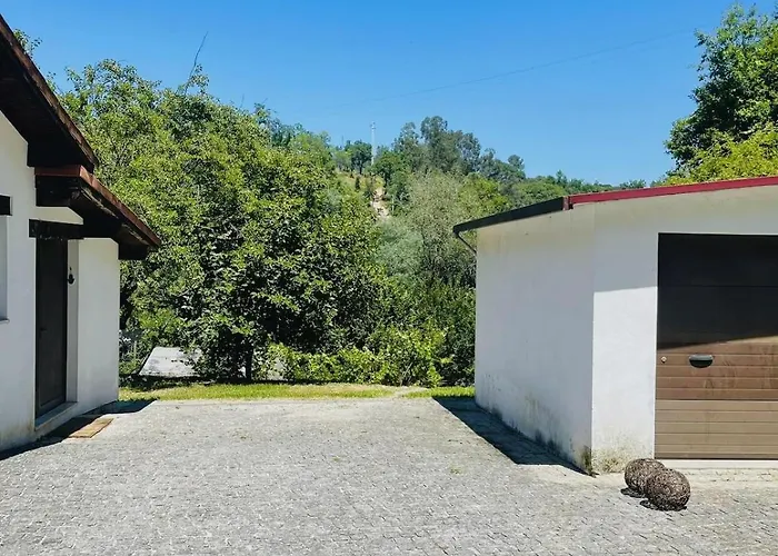 Casa Meme Marco de Canavezes